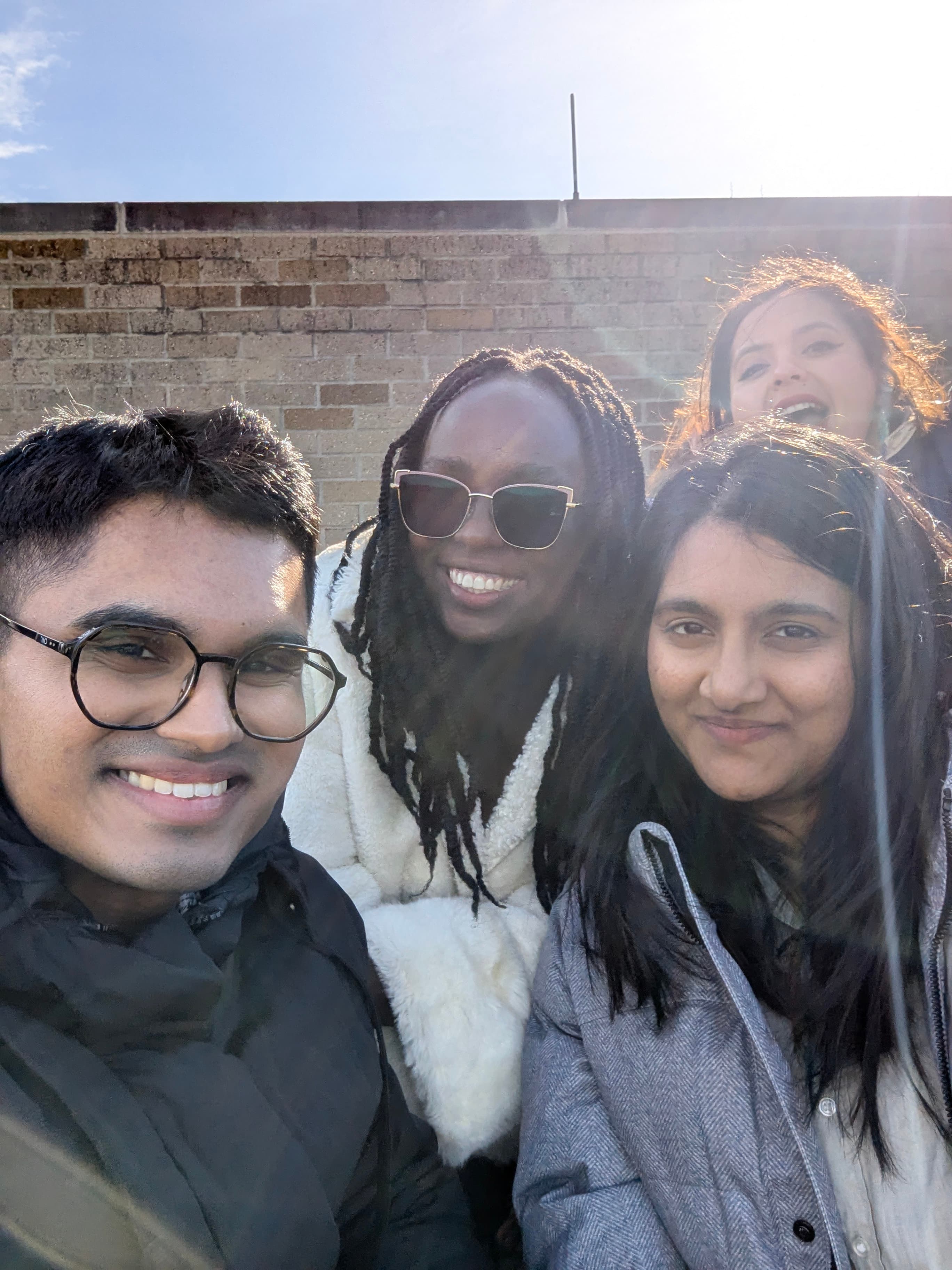 PXL 20250321 211923668